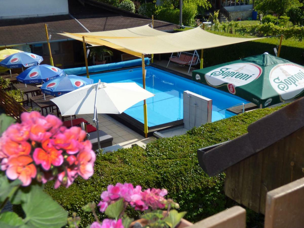 Janika Pension ボニャルツバシュ エクステリア 写真
